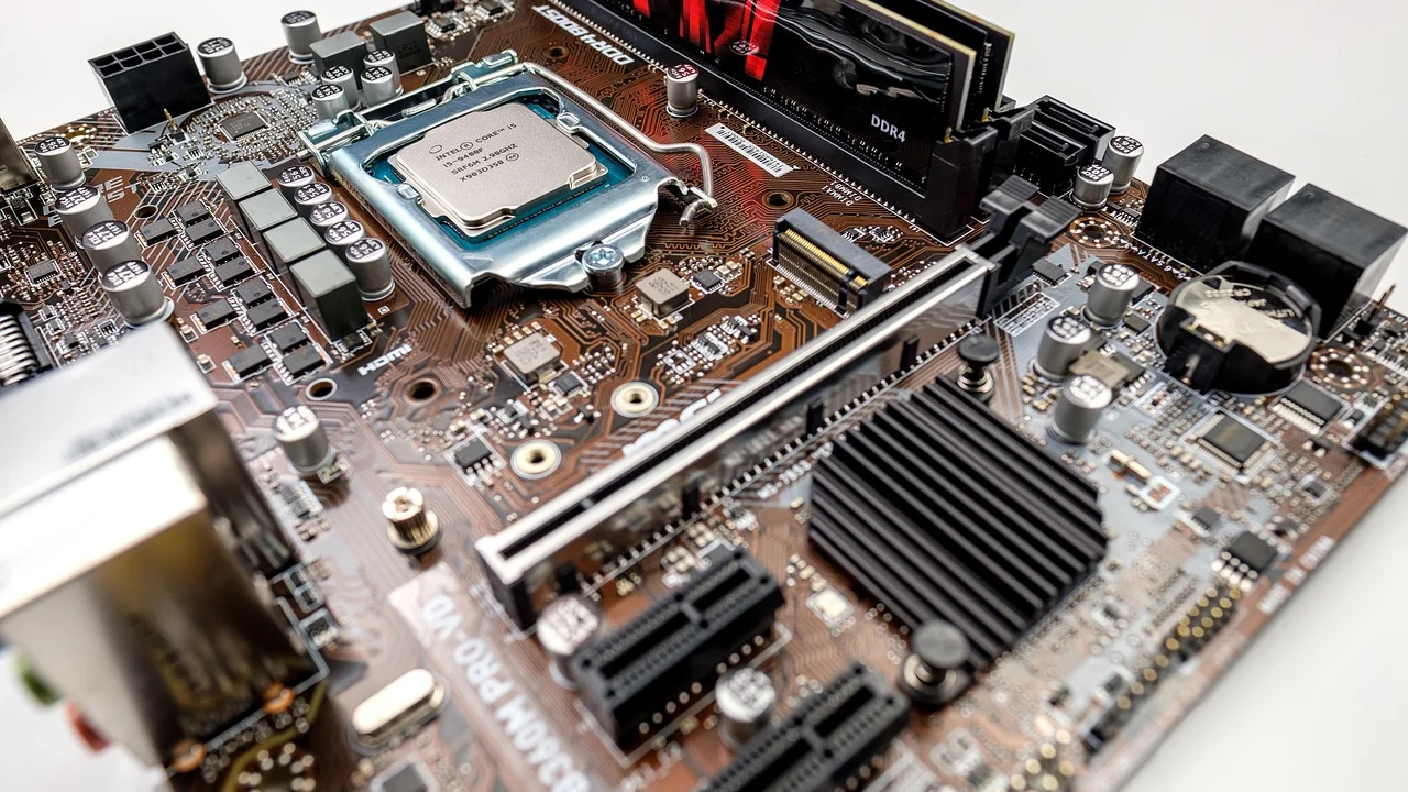 DDR4 LGA 1700 : de nouveaux processeurs Intel attendus en 2027