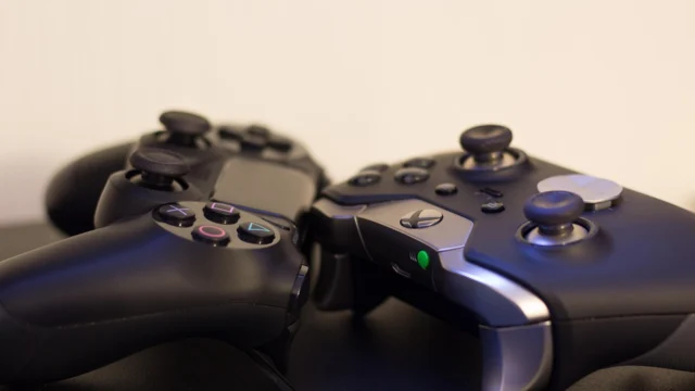 مبيعات الconsoles: Xbox تهبط 33% وPS5 تتراجع 25% في أمريكا